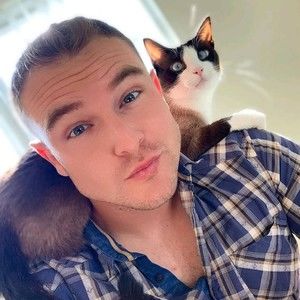 Meet your Posher, Lilly